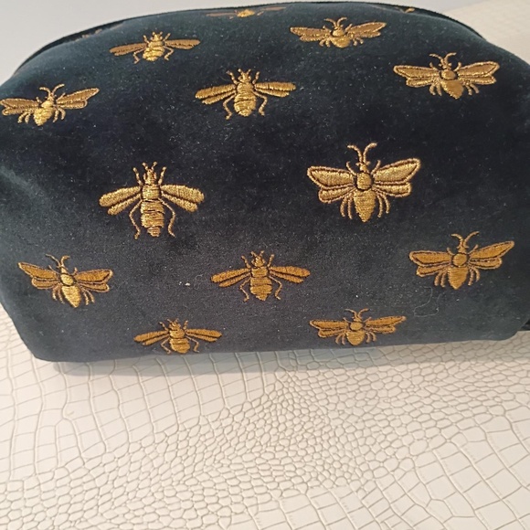 Lovely Makeup Bag *NEW - Picture 7 of 8